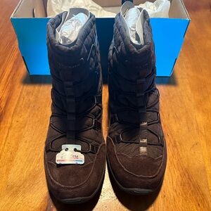 Sketchers Reggae Fest women’s boot.